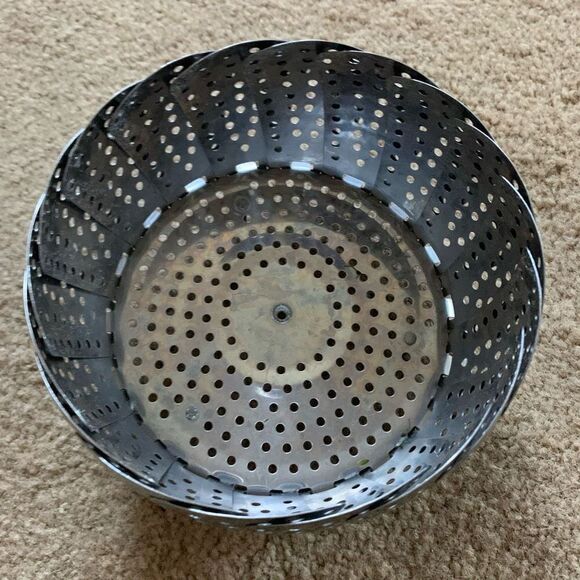 Stainless Steel Vegetable Steamer - Picture 3 of 4